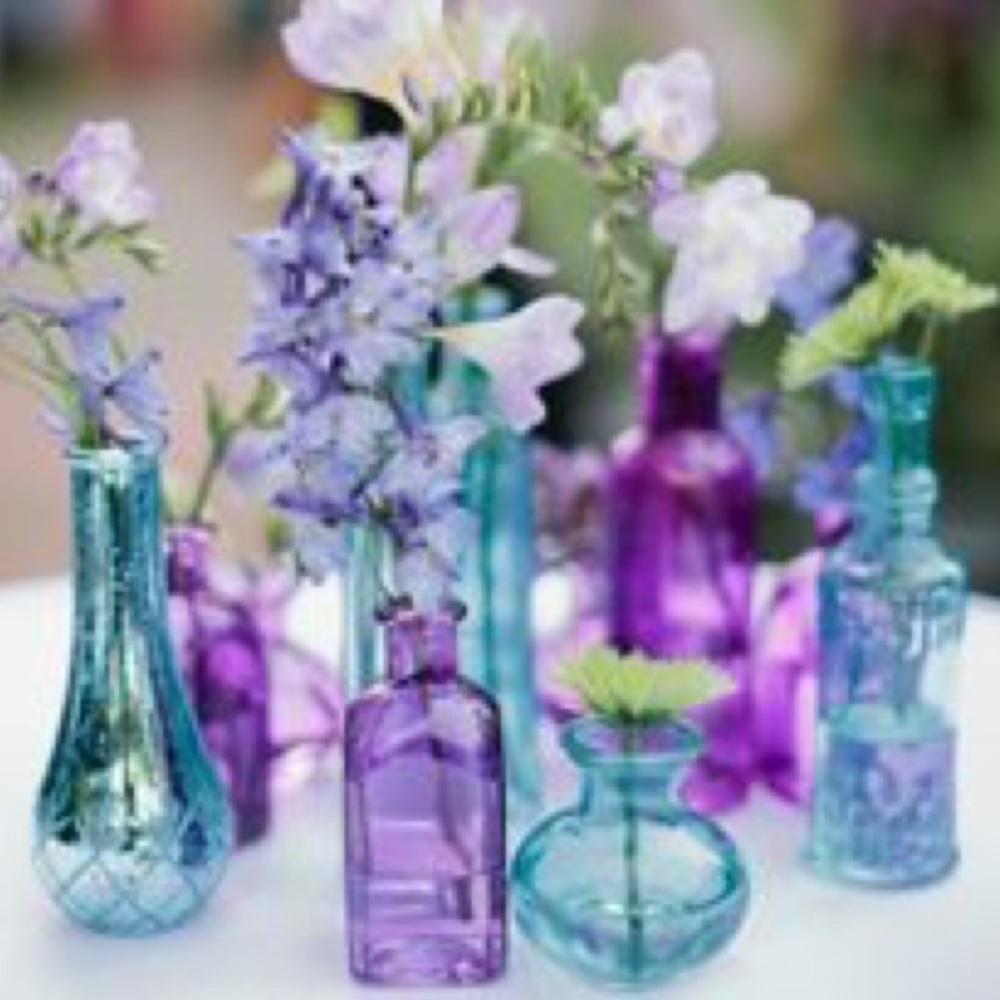 Get these blues!  Follow me to more Posh Love🌸 - Picture 5 of 5